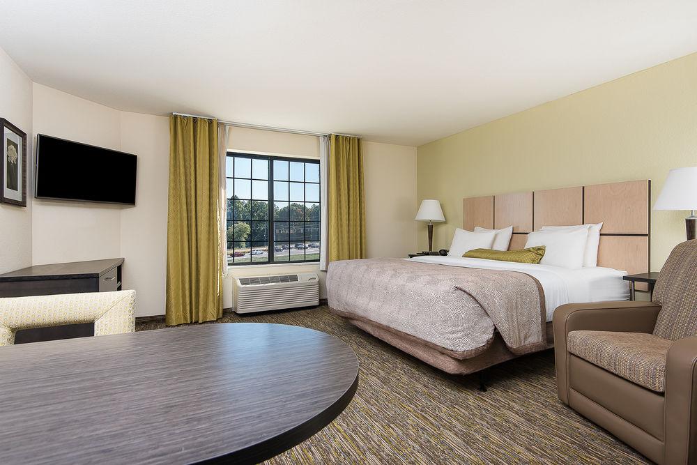 Candlewood Suites Bloomington By Ihg Exterior foto