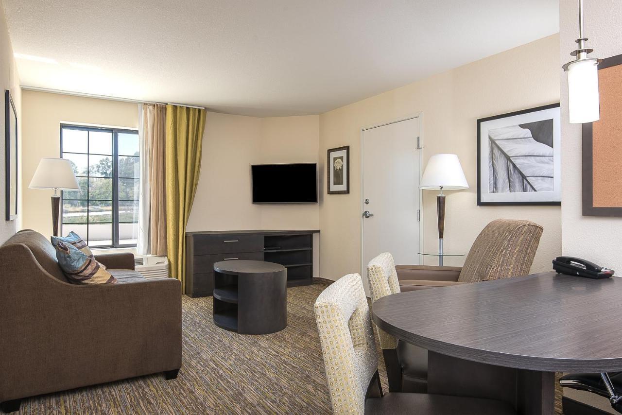 Candlewood Suites Bloomington By Ihg Exterior foto